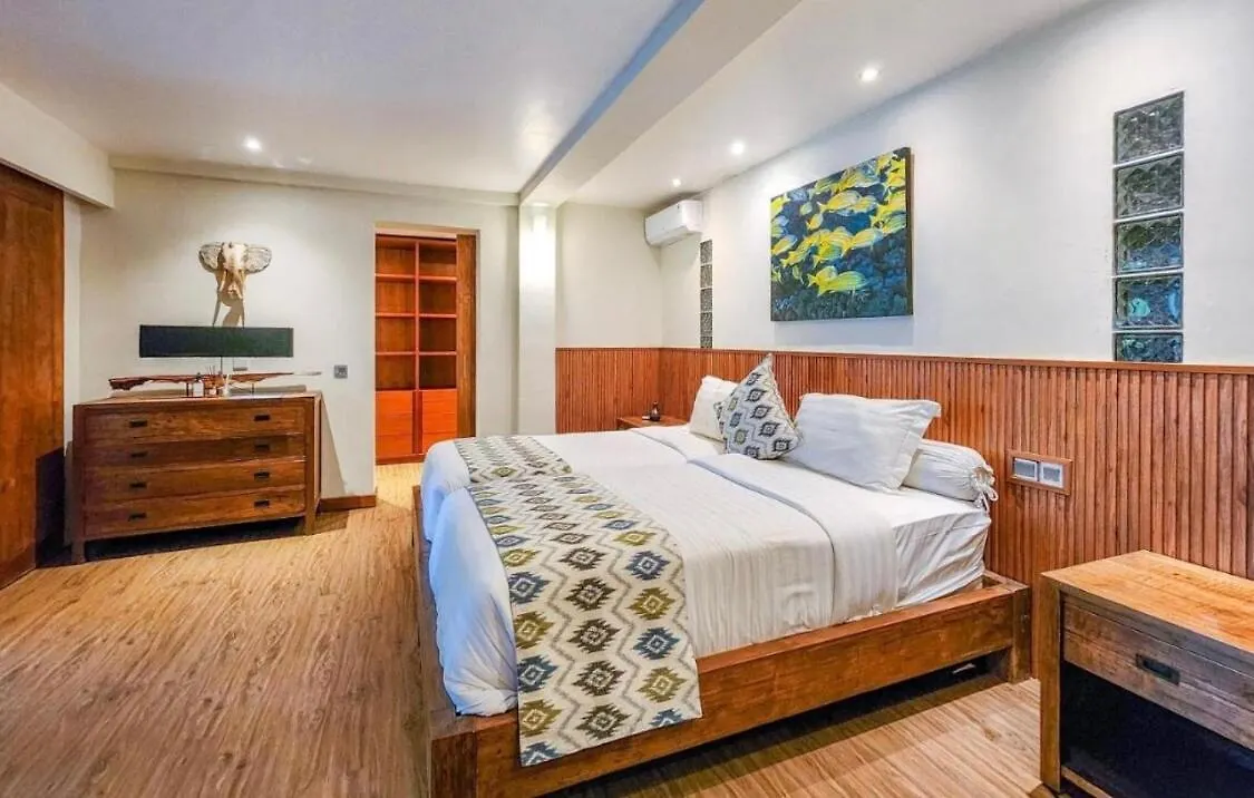 Viva Lavida 4 Bedroom Green Huge Vila Cyn Canggu  Villa Canggu (Bali)